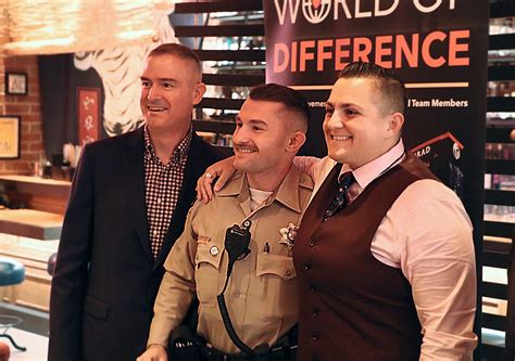 Lvmpd Officers Go Beyond The Line Of Duty To Help Deaf Elderly Woman Lvmpd Officers Go Beyond The Line Of Duty To Help Deaf Elderly Woman
